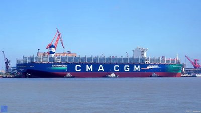 CMA CGM تفرض رسومًا على احتقان الميناء في غامبيا