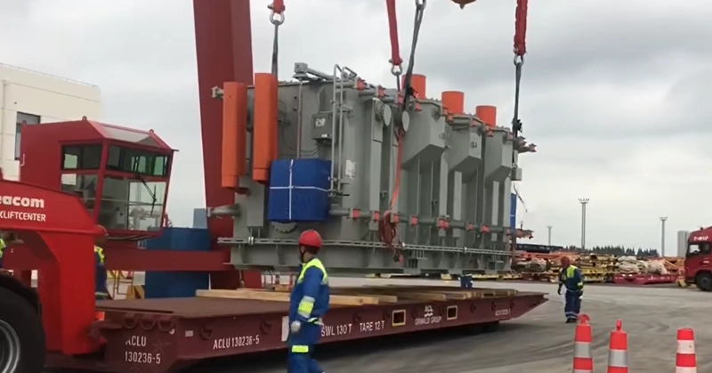 كيف يمكن لشركة OOG Shipping دعم نقل البضائع الصناعية المعقدة؟
